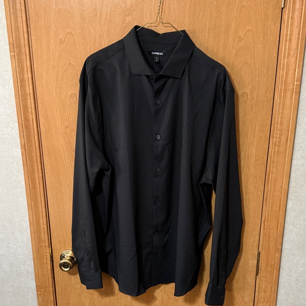 Express Men's XL Classic Black Dress Shirt-Brand New/Never Worn, No Tag